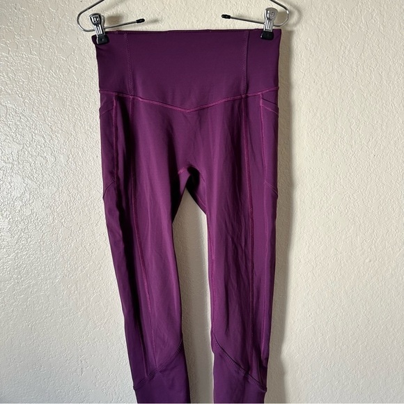 Lululemon All The Right Places Crop leggings size 6 - Picture 3 of 9